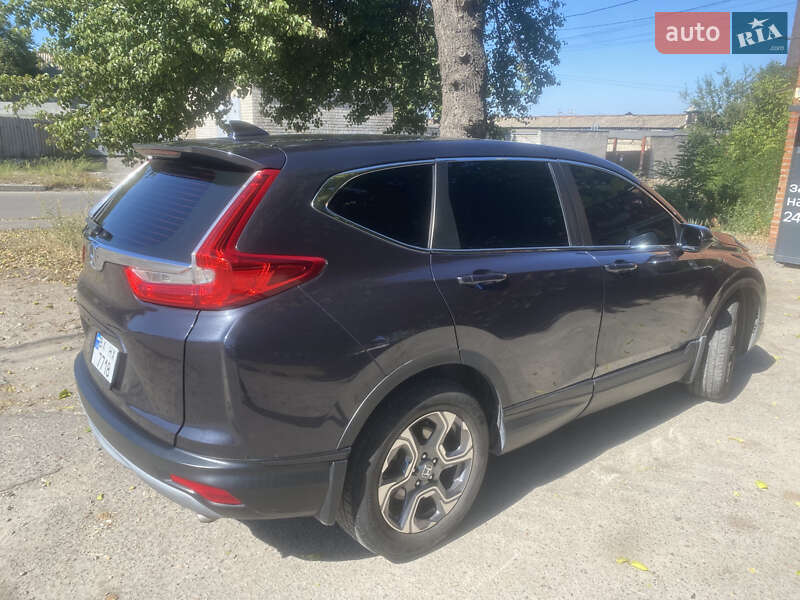 Позашляховик / Кросовер Honda CR-V 2017 в Дніпрі