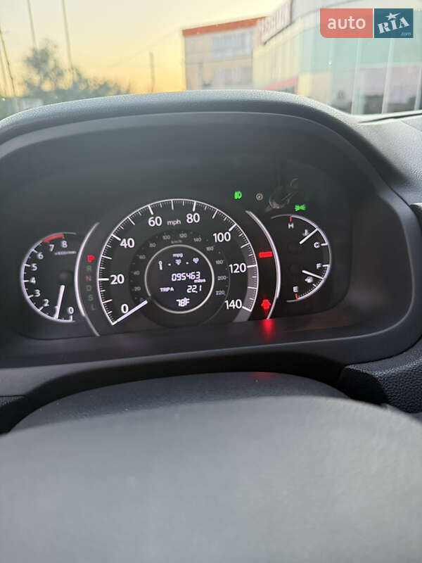 Внедорожник / Кроссовер Honda CR-V 2015 в Кривом Роге