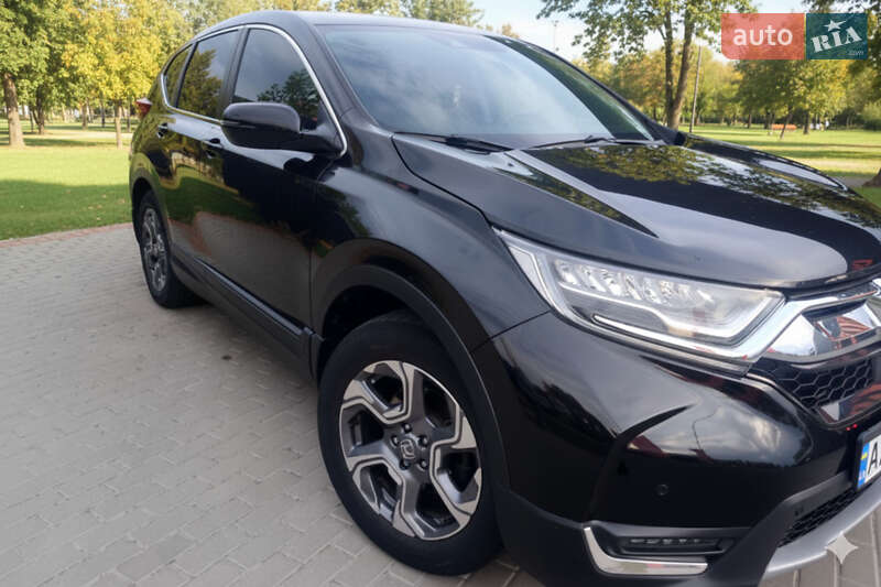 Внедорожник / Кроссовер Honda CR-V 2018 в Киеве