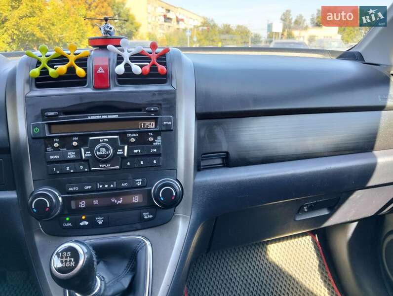 Позашляховик / Кросовер Honda CR-V 2011 в Гайсину