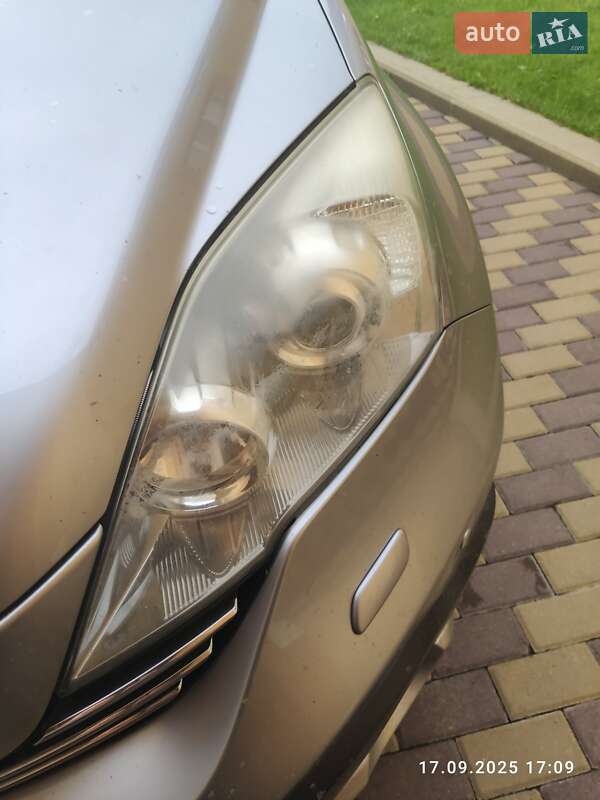 Позашляховик / Кросовер Honda CR-V 2008 в Рівному