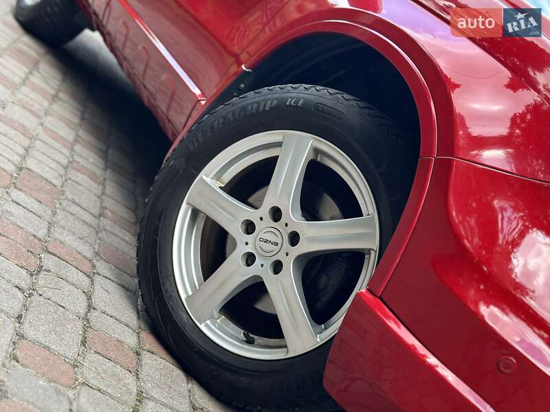 Внедорожник / Кроссовер Honda CR-V 2011 в Дрогобыче