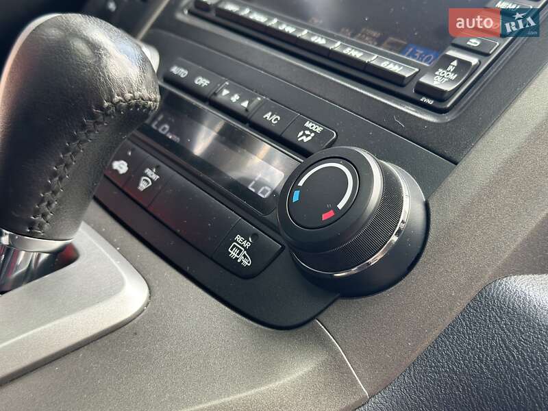 Внедорожник / Кроссовер Honda CR-V 2011 в Дрогобыче