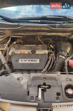 Внедорожник / Кроссовер Honda CR-V 2008 в Ровно
