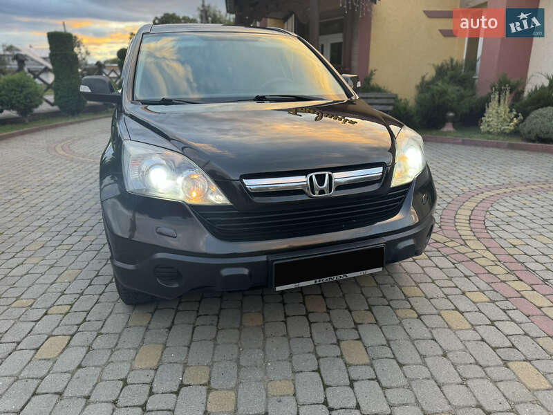 Внедорожник / Кроссовер Honda CR-V 2008 в Косове
