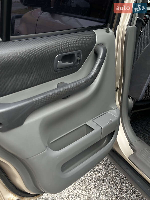 Внедорожник / Кроссовер Honda CR-V 1999 в Хмельницком