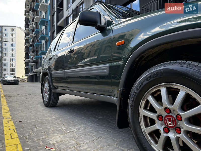 Внедорожник / Кроссовер Honda CR-V 2000 в Ивано-Франковске