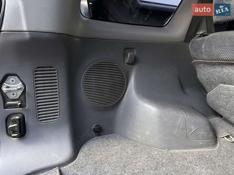 Внедорожник / Кроссовер Honda CR-V 2000 в Ивано-Франковске