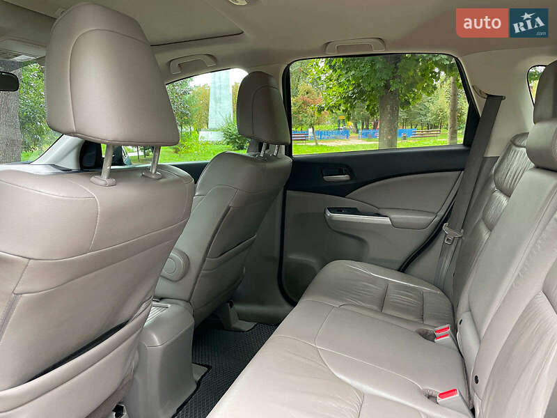 Позашляховик / Кросовер Honda CR-V 2014 в Києві