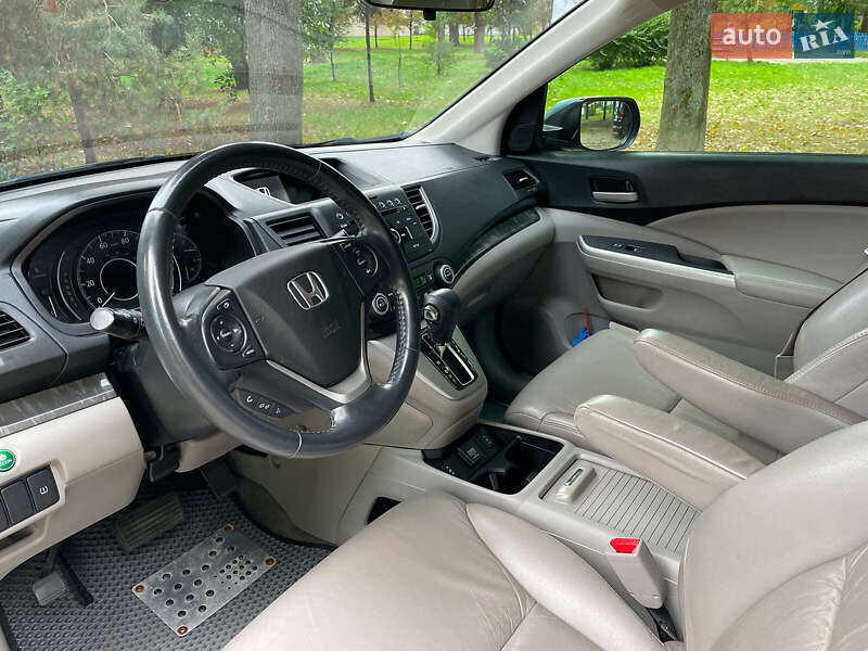 Позашляховик / Кросовер Honda CR-V 2014 в Києві