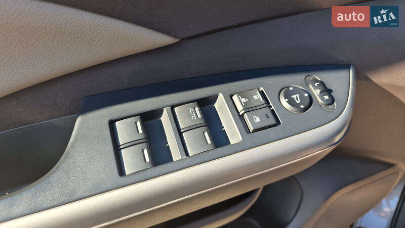 Внедорожник / Кроссовер Honda CR-V 2014 в Харькове фото 11 Внедорожник / Кроссовер Honda CR-V 2014 в Харькове