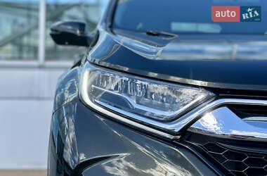 Внедорожник / Кроссовер Honda CR-V 2018 в 