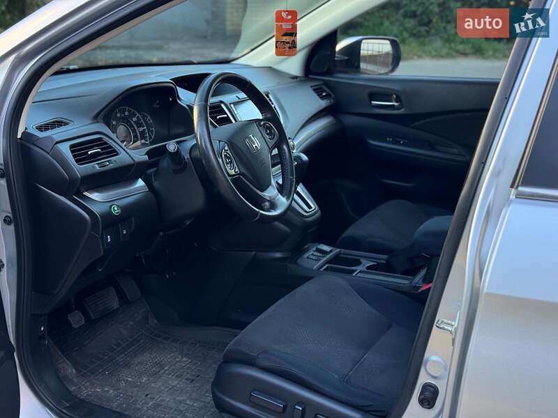 Внедорожник / Кроссовер Honda CR-V 2015 в Киеве