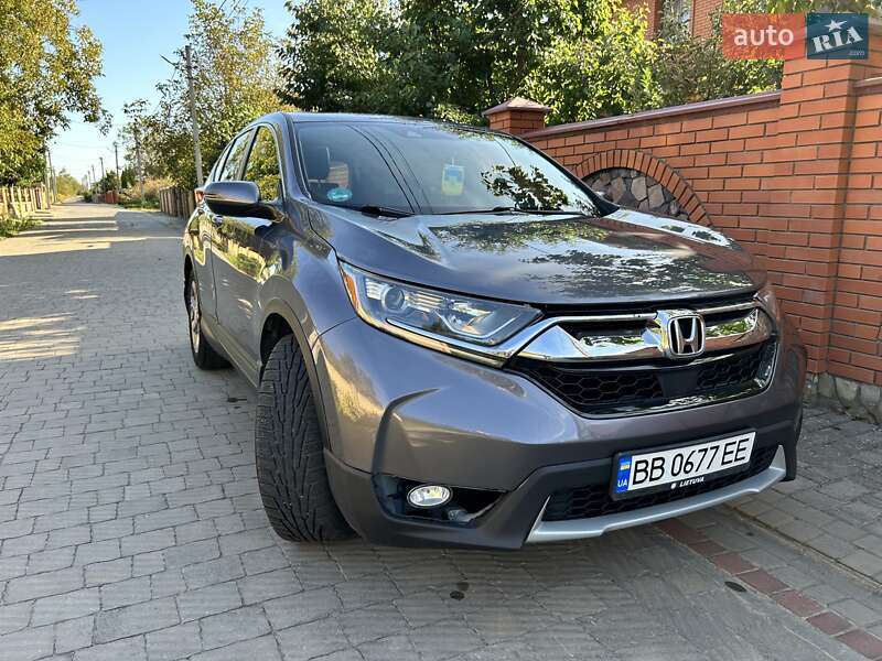 Внедорожник / Кроссовер Honda CR-V 2017 в Луцке