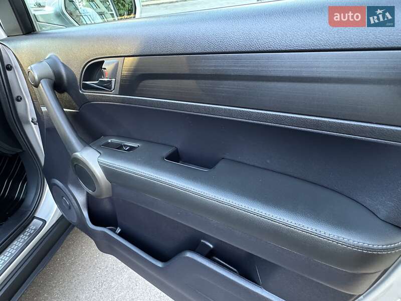 Позашляховик / Кросовер Honda CR-V 2012 в Києві фото 64 Позашляховик / Кросовер Honda CR-V 2012 в Києві