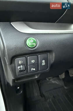 Внедорожник / Кроссовер Honda CR-V 2013 в 