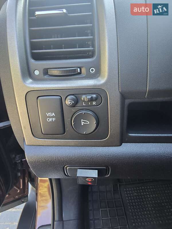 Внедорожник / Кроссовер Honda CR-V 2011 в Сумах