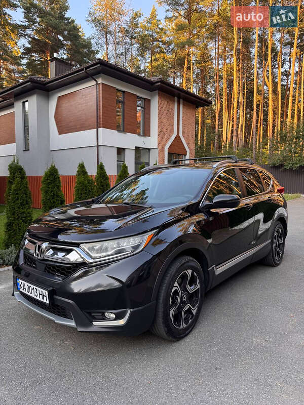 Позашляховик / Кросовер Honda CR-V 2017 в Києві