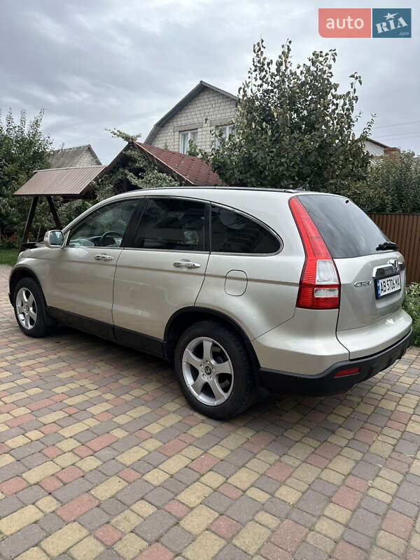 Внедорожник / Кроссовер Honda CR-V 2007 в Виннице