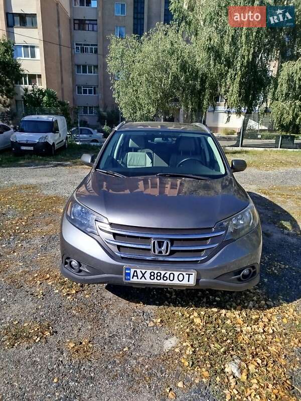 Внедорожник / Кроссовер Honda CR-V 2014 в Харькове