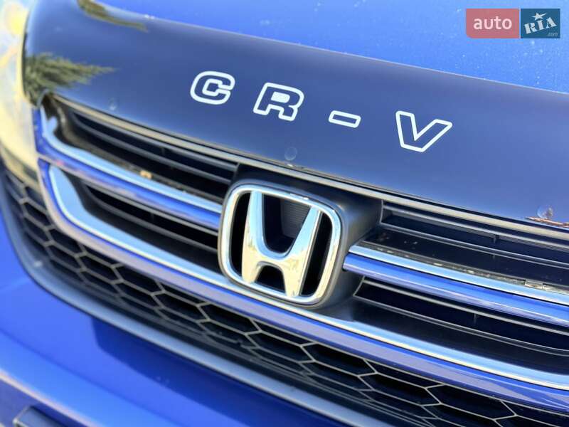 Внедорожник / Кроссовер Honda CR-V 2011 в Харькове