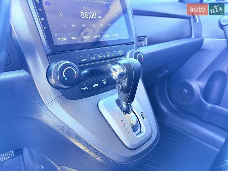 Внедорожник / Кроссовер Honda CR-V 2011 в Харькове