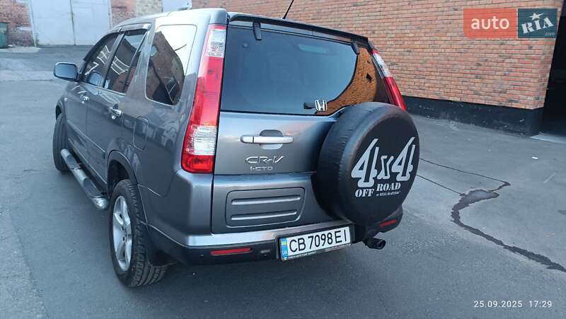 Внедорожник / Кроссовер Honda CR-V 2005 в Чернигове