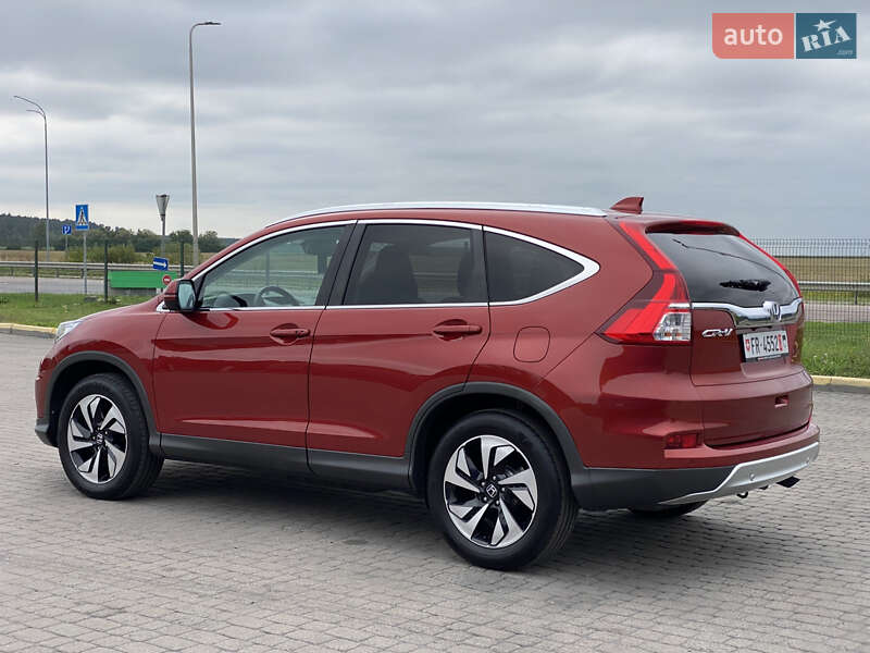 Внедорожник / Кроссовер Honda CR-V 2015 в Радивилове