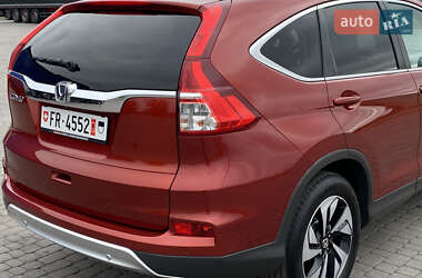 Внедорожник / Кроссовер Honda CR-V 2015 в 