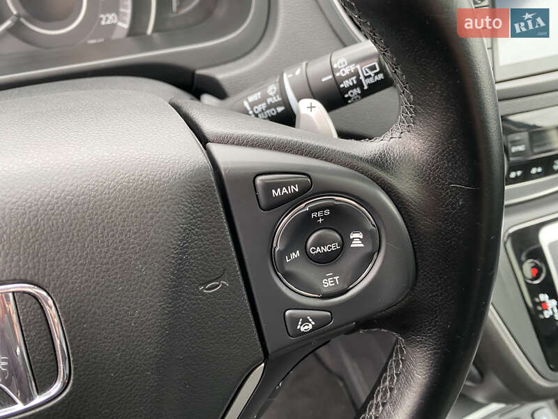 Внедорожник / Кроссовер Honda CR-V 2015 в Радивилове