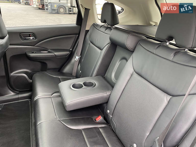 Внедорожник / Кроссовер Honda CR-V 2015 в Радивилове