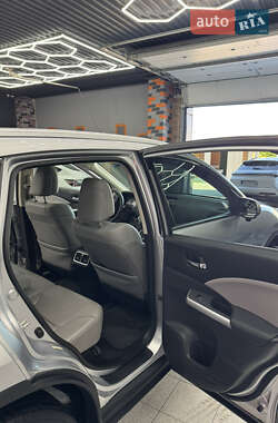 Внедорожник / Кроссовер Honda CR-V 2014 в 