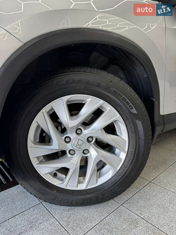Внедорожник / Кроссовер Honda CR-V 2014 в Житомире