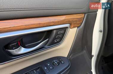 Внедорожник / Кроссовер Honda CR-V 2020 в 