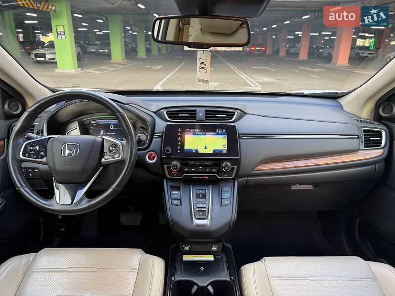 Внедорожник / Кроссовер Honda CR-V 2020 в Киеве