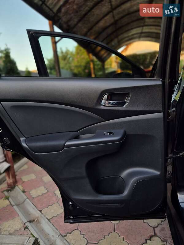 Внедорожник / Кроссовер Honda CR-V 2016 в Запорожье