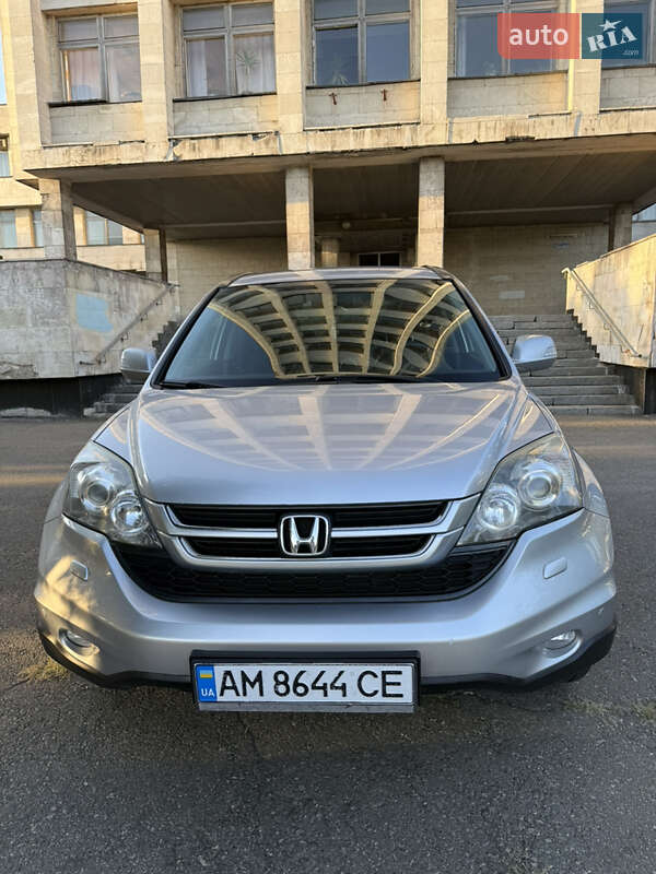 Внедорожник / Кроссовер Honda CR-V 2012 в Киеве