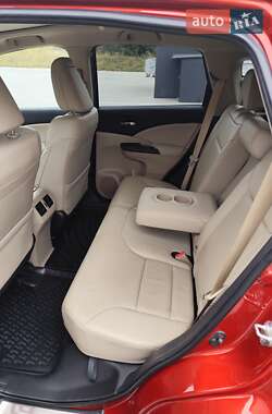 Внедорожник / Кроссовер Honda CR-V 2015 в 