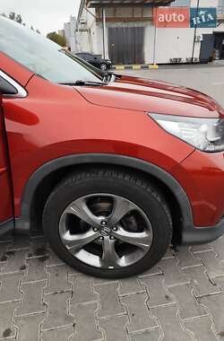 Внедорожник / Кроссовер Honda CR-V 2015 в 