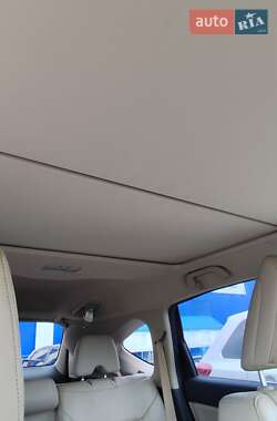 Внедорожник / Кроссовер Honda CR-V 2015 в 