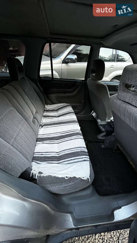 Внедорожник / Кроссовер Honda CR-V 1997 в Нереснице
