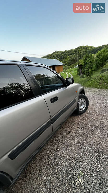 Внедорожник / Кроссовер Honda CR-V 1997 в Нереснице