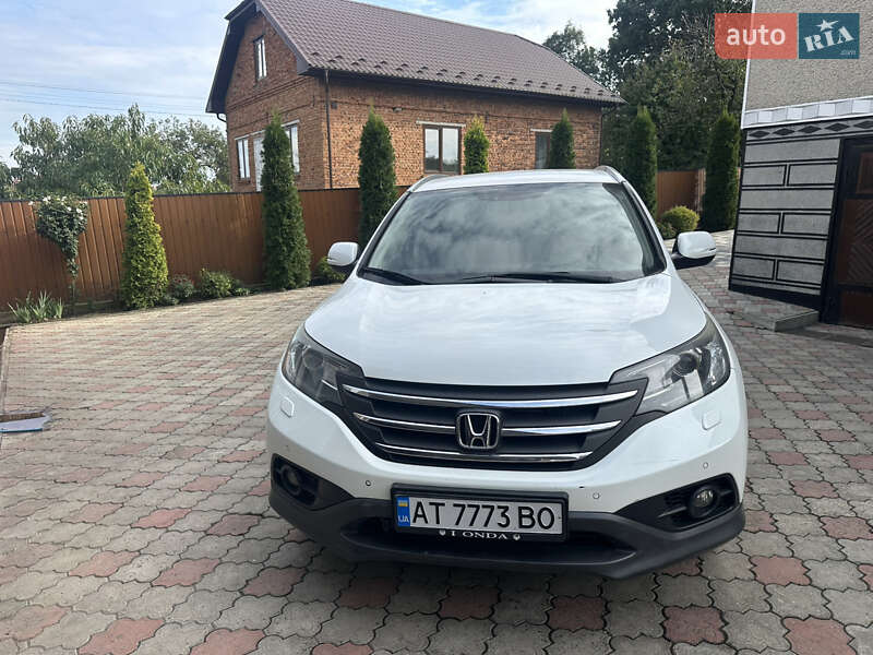 Внедорожник / Кроссовер Honda CR-V 2014 в Ивано-Франковске