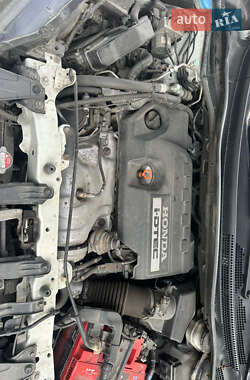 Внедорожник / Кроссовер Honda CR-V 2014 в 