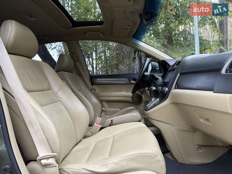 Внедорожник / Кроссовер Honda CR-V 2009 в Киеве