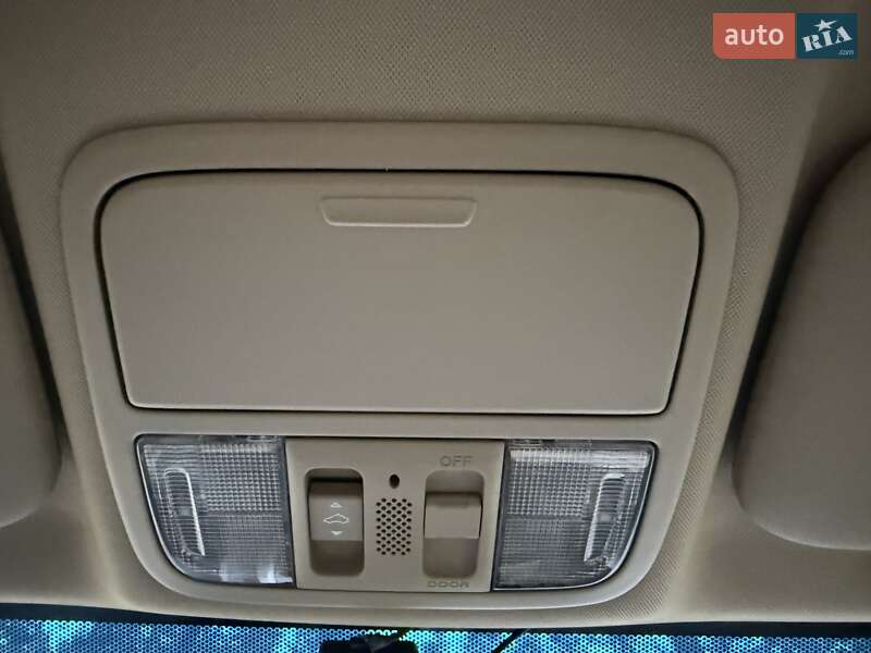 Внедорожник / Кроссовер Honda CR-V 2009 в Киеве