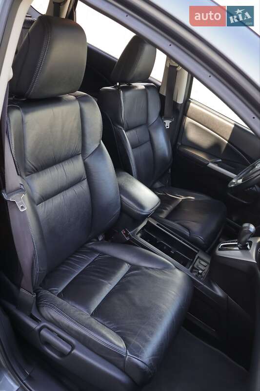 Внедорожник / Кроссовер Honda CR-V 2013 в Киеве