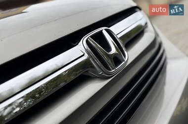 Внедорожник / Кроссовер Honda CR-V 2009 в 