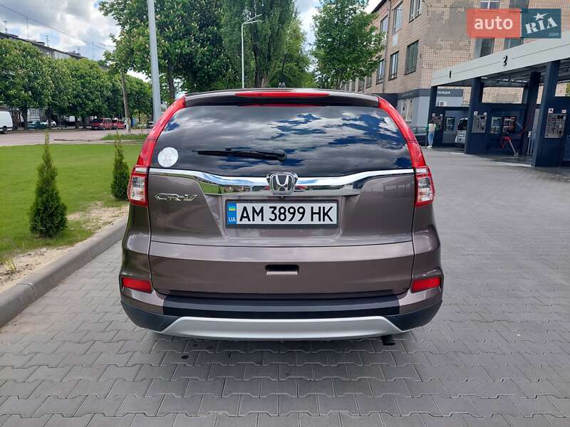 Внедорожник / Кроссовер Honda CR-V 2015 в Житомире