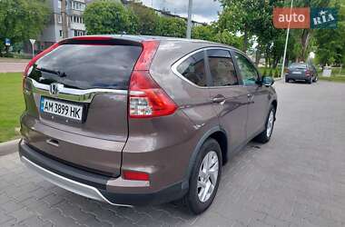 Внедорожник / Кроссовер Honda CR-V 2015 в 